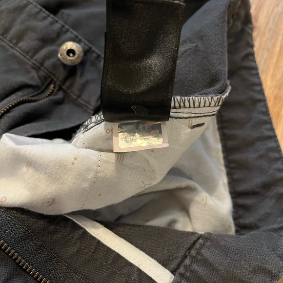 The North Face dark gray men’s pants 38 - Picture 7 of 13